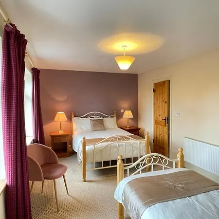 فندق مبيت وإفطار Deerbrook House كاهير