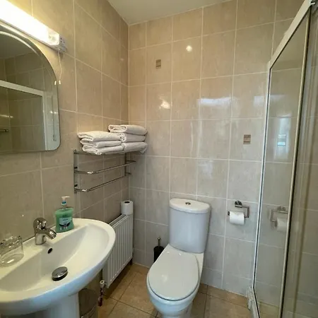 فندق مبيت وإفطار Deerbrook House كاهير