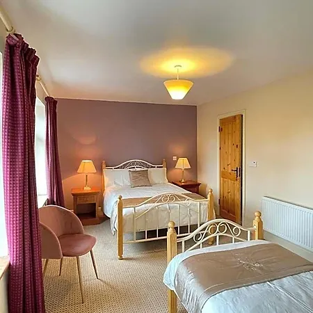 Deerbrook House Bed & Breakfast